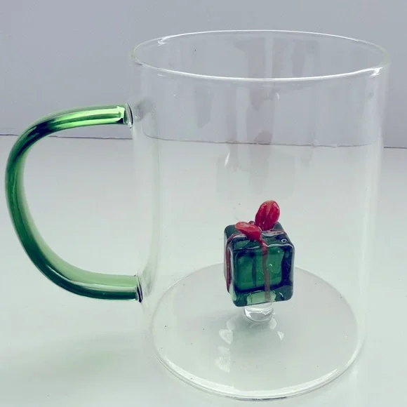 Holiday Peekaboo Borosilicate Glass Mug - 400ml - Picture 2 of 3